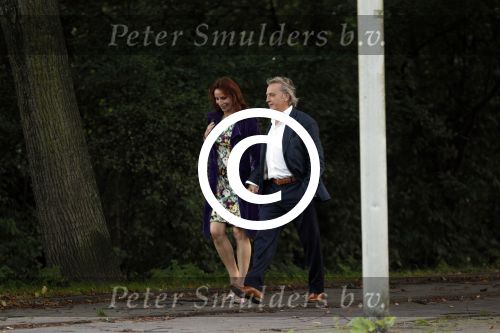 Amsterdam 12 september 2011
Hans Breukhoven hand in hand met Marian Mudder onderweg naar restaurant.
Peter Smulders bv