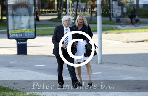 Amsterdam 15 augustus 2011
Premiere circus Renz in Amsterdam. Hans Wennekes met vrouw
Peter Smulders bv