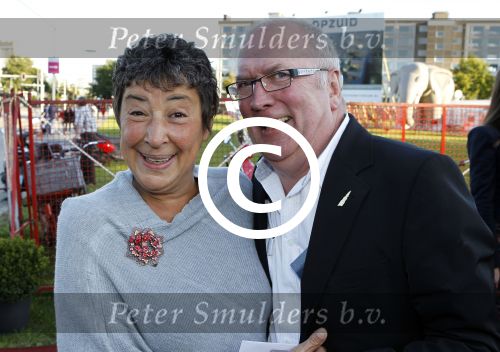 Amsterdam 15 augustus 2011
Premiere circus Renz in Amsterdam. Heddy lester met Harry Slinger
Peter Smulders bv