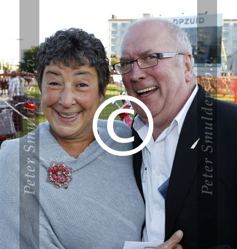 Amsterdam 15 augustus 2011
Premiere circus Renz in Amsterdam. Heddy lester met Harry Slinger
Peter Smulders bv