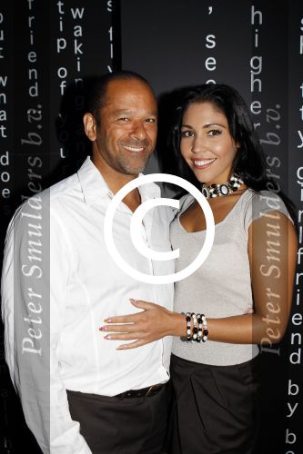Amsterdam 22 augustus 2011
Verjaardagsfeestje Kim Feenstra in club air. Hind met vriend
Peter Smulders bv