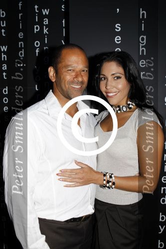 Amsterdam 22 augustus 2011
Verjaardagsfeestje Kim Feenstra in club air. Hind met vriend
Peter Smulders bv