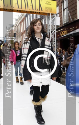 Amsterdam 4 september 2011
Grazia PC Catwalk op de pc hooftstraat. 
India Hering, dochter van Fiona Hering