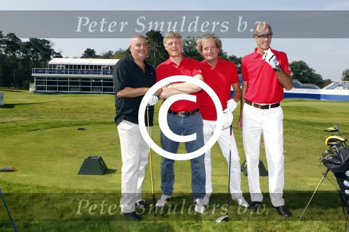 Hilversum 3 september 2011
KLM open golf charity tournooi ten bate van WNF op de Hilversumse Golfbaan. Jack v Gelder en Mark Metgod
Peter Smulders bv