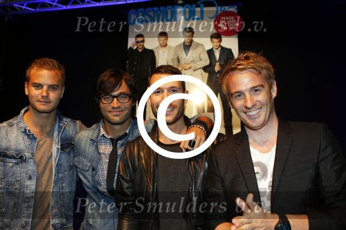 Amsterdam 7 september 2011
Presentatie Cosmopolitman met Jan Kooijman Art Rooijakkers Don Diago en Jim Bakkum.
Peter Smulders bv