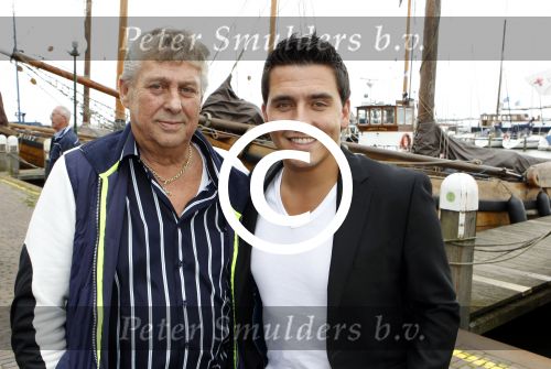 Volendam 14 september 2011
Jan Smit en leontien v Moorsel bij presentatie aktie 100% NL en C&A in Old Dutch. jan Smit metJ aap Buijs
Peter Smulders bv