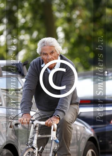 Amsterdam 30 augustus 2011
Jan Stekelenburg op de fiets in Amsterdam.
Peter Smulders bv