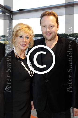 Valkenburg 31 augustus 2011
Premiere Soldaat van Oranje op vliegbasis Valkenburg. Richard Groenendijk en Joke Bruys
Peter Smulders bv