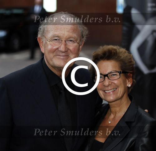 Amsterdam 13 september 2011
Voorstelling in het muziektheater met daarbij aanwezig Maxima Koningin Beatrix en Prins Willem Alexander. Joop en Janine v d Ende
Peter Smulders bv