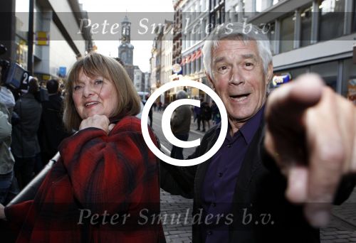 Amsterdam 5 september 2011
Premiere double trouble in tuschinski. Kees v kooten met vrouw
Peter Smulders bv