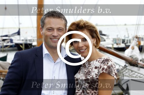 Volendam 14 september 2011
Jan Smit en leontien v Moorsel bij presentatie aktie 100% NL en C&A in Old Dutch. Leontien met man Michael Zijlaard
Peter Smulders bv
