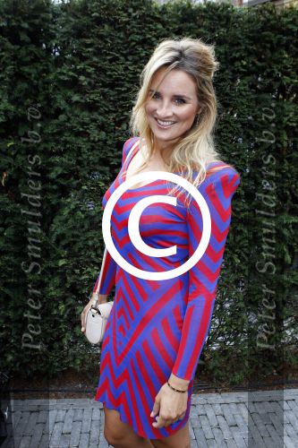Amsterdam 25 augustus 2011
Jackie\'s best dressed feestje bij het college hotel. Nikkie Plessen presenteert het en Lieke v Lexmond word winnares. Lieke met zus Jetteke
Peter Smulders bv