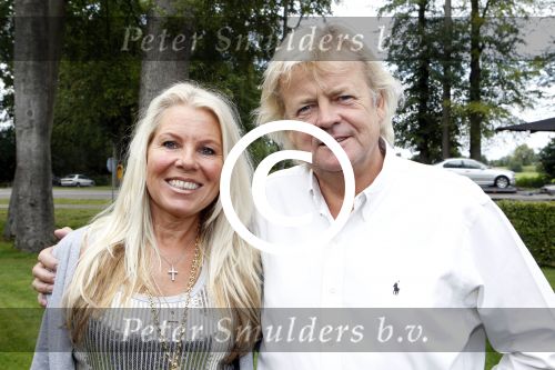Nijkerk 31 augustus 2011
Presentatie 192 tv in Nijkerk. Marga Scheide met vriend
Peter Smulders bv
