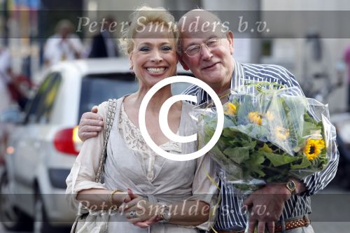 Amsterdam 3 september 2011
Mariska v Kolck met haar vriend Edgar Peer waar ze een nmooie ring van heeft gekregen.
Peter Smulders bv