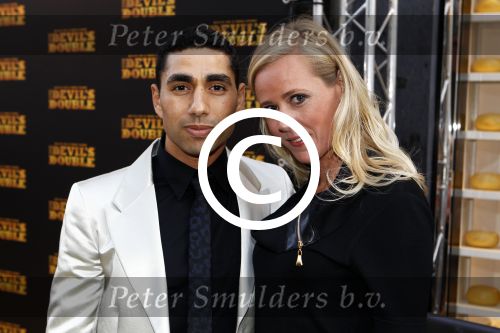 Amsterdam 5 september 2011
Premiere double trouble in tuschinski. Mimoun Oaissa en vriendin Nicole
Peter Smulders bv