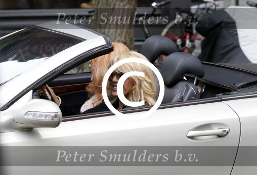 Amsterdam 10 september 2011
Patricia Paay en Yvonne Keeley op terras en in de mercedes cabrio.
Peter Smulders bv