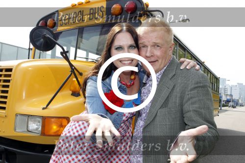 Amsterdam 2 september 2011
Presentatie tv station Peter Jan Rens. Hij gaat oa uitzenden vanuit een amerikaanse schoolbus. Peter jan met Bianca Leusink
Peter Smulders bv