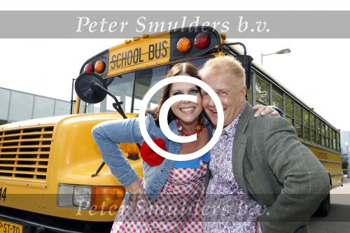 Amsterdam 2 september 2011
Presentatie tv station Peter Jan Rens. Hij gaat oa uitzenden vanuit een amerikaanse schoolbus. Peter jan met Bianca Leusink
Peter Smulders bv