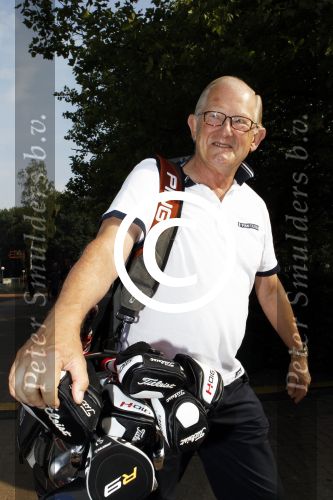 Hilversum 3 september 2011
KLM open golf charity tournooi ten bate van WNF op de Hilversumse Golfbaan. Pieter v Vollenhoven
Peter Smulders bv