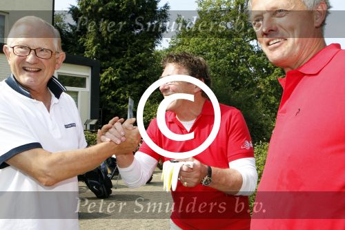 Hilversum 3 september 2011
KLM open golf charity tournooi ten bate van WNF op de Hilversumse Golfbaan. Pieter v Vollenhoven met Willem v Hanegem
Peter Smulders bv