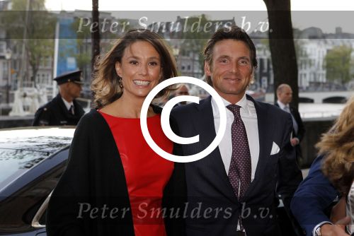 Amsterdam 12 september 2011
Voorstelling rode kruis in carre met aanwezig Prinses Margriet Pieter v Vollenhoven Prins Maurits Prinses Marilene Prins Bernhard jr Prinses Annette Prins Floris en prinses Aimee.
Peter Smulders bv