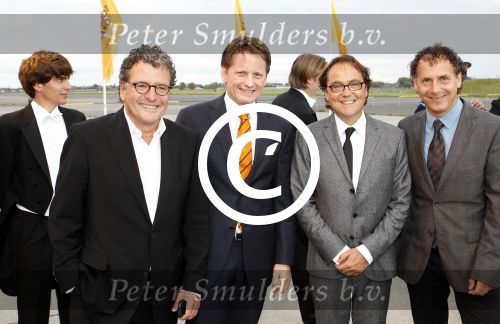 Valkenburg 31 augustus 2011
Premiere Soldaat van Oranje op vliegbasis Valkenburg. Prins Pieter Christiaan Fred Boot Robin de Lavita en Edwin de Vries
Peter Smulders bv