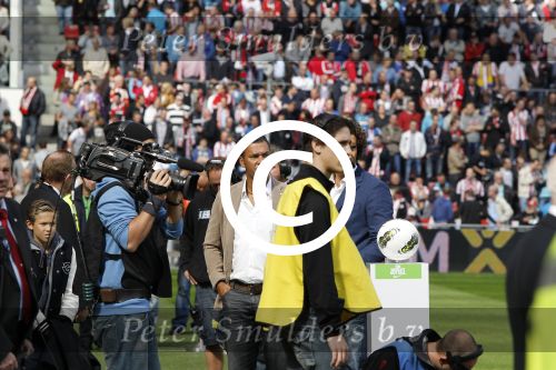 Eindhoven, 18 September 2011 PSV-AJAX
Ruud Gullit met zijn zoon
Foto Junior smulders