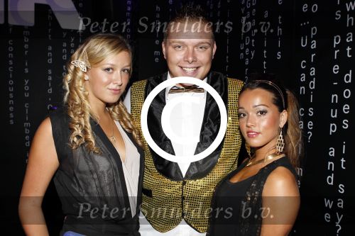 Amsterdam 22 augustus 2011
Verjaardagsfeestje Kim Feenstra in club air. Tony Wyczynski ( sterretje van Oh oh Cherso
Peter Smulders bv