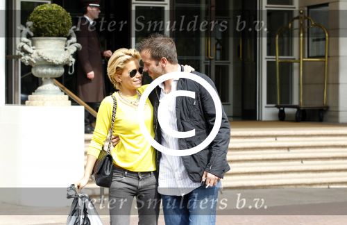Amsterdam 2 september 2011
Rafael v d Vaart en Sylvie v d Vaart na lunch bij hilton hotel.
Peter Smulders bv