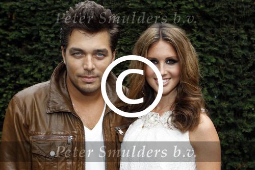 Amsterdam 25 augustus 2011
Jackie\'s best dressed feestje bij het college hotel. Nikkie Plessen presenteert het en Lieke v Lexmond word winnares. waylon met vriendin
Peter Smulders bv