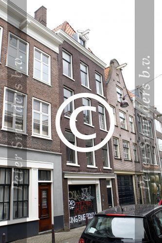 Amsterdam 26 augustus 2011
Huis van Wesley Sneijder en zijn vrouw Yolanthe Cabau v Kasbergen dat in de verkoop komt.
Pteer Smulders bv