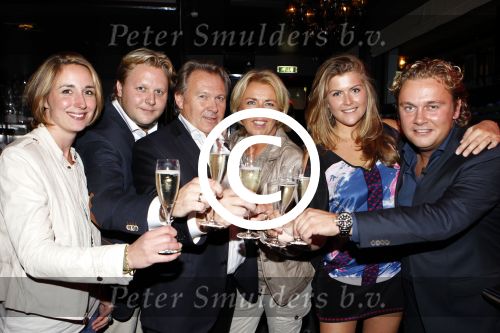 Amsterdam 13 september 2011
Presentatie cd Wesly Bronkhorst bij players in Amsterdam. Wesly met ouders broer en vriendin
Peter Smulders bv