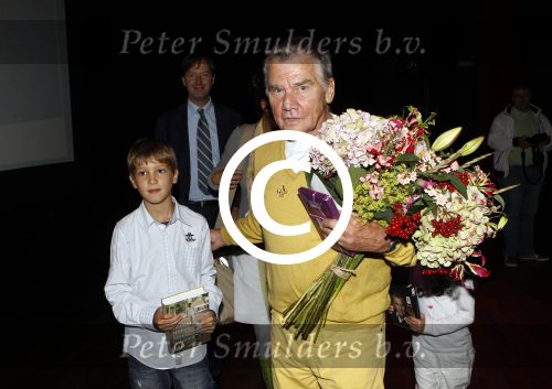 Amsterdam 12 september 2011
Boek presentatie Willem Nijholt in het nieuwe de la mar theater. Willem Nijholt met kleinkinderen en familie
Peter Smulders bv