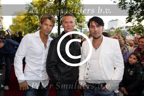 Amsterdam 19 september 2012
Nick en Simon in Carre. 3 J\'s
Peter Smulders bv