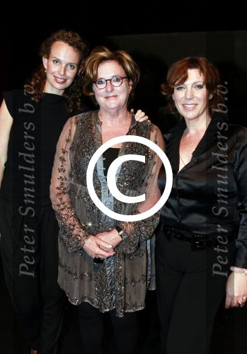 Amsterdam 28 augustus 2012
Premiere vaginamonologen in het nieuwe de la mar. Catherine Keyl Kim Pieters en Myrna Goossen
Peter Smulders bv