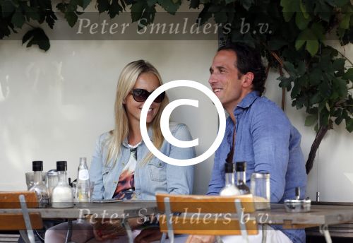 Amsterdam 6 septmber 2012
Chantal janzen met vriend Marco op terras 
Peter Smulders bv