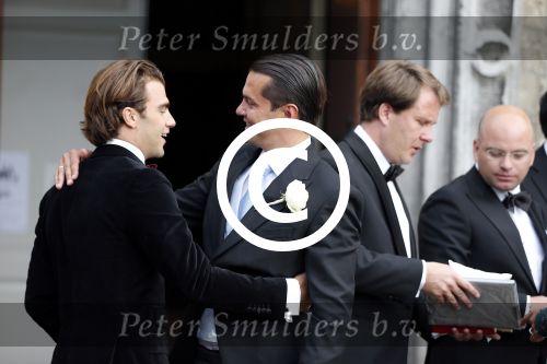 Valkenburg 31 augustus 2012
Suze Mens en Emiel de Sevren Jacquet trouwen in de kerk  chateau st Gerlach.
Aanwezig zijn zus Marloes met Michiel Mol en vader Harry en moeder Suze. Ook Mona en haar dochters Nour en Sarah zijn aanwezig.
Peter Smulders bv