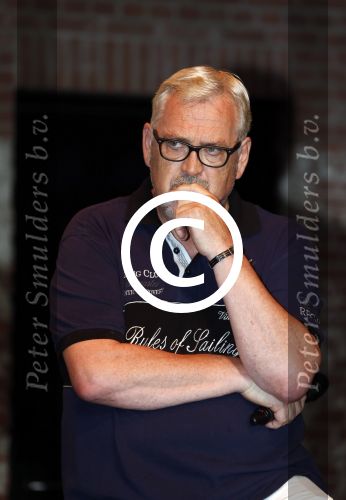 Amsterdam 11 september 2012
Presentatie aspect of love met oa lone v Roosendaal Ernst daniel Smid Rene v Kooten en Maaike Widdershoven.
Peter Smulders bv