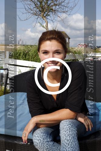 Amsterdam 3 september 2012
Presentatie deelnmemers expeditie Robinson bij strand west . Evi Hanssen
Peter Smulders bv