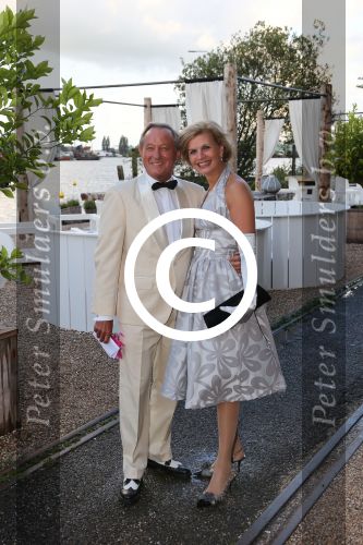Amsterdam, 26 Augustus 2012
Feest in de Harbour Club t.g.v. de verjaardag van Glennis Grace
Frank Wentink met partner
Foto Peter Smulders BV