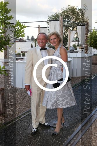 Amsterdam, 26 Augustus 2012
Feest in de Harbour Club t.g.v. de verjaardag van Glennis Grace
Frank Wentink met partner
Foto Peter Smulders BV