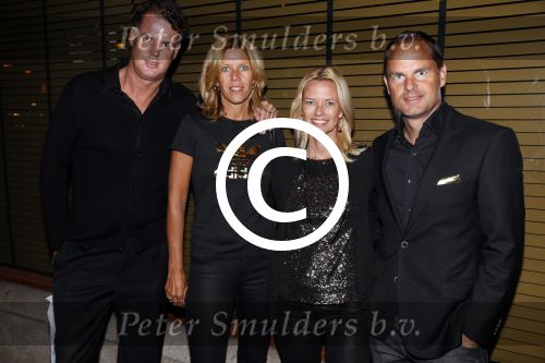 Amsterdam 1 september 2012
Ruud Gullit viert zijn 50e verjaardag in members only van Tommy Hilfiger. Guido Albers met vrouw en Frank de Boer met zijn vrouw Helen
Peter Smulders bv