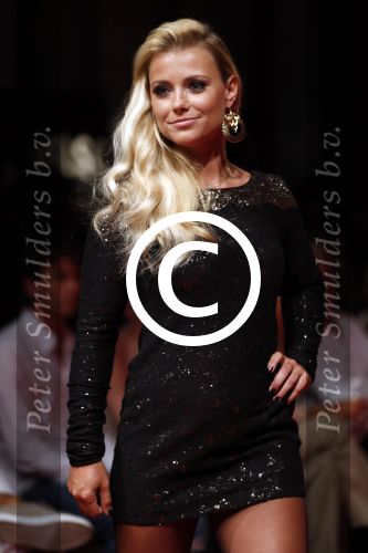 Amsterdam 10 september 2012
Modeshow Jos v Raak met oa Froukje de Both Quinty Trustfull Kim Feenstra Gigi Ravelli en Lieke v Lexmond die mee lopen in de show.
Peter Smulders bv