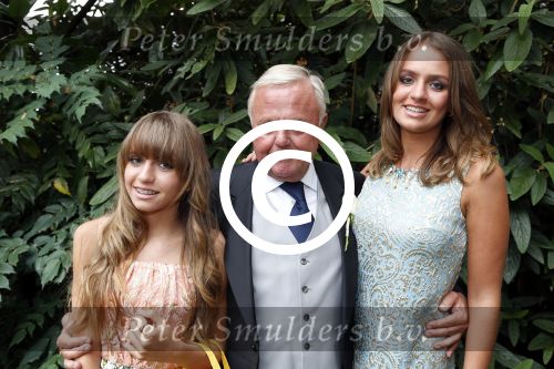 Valkenburg 31 augustus 2012
Suze Mens en Emiel de Sevren Jacquet trouwen in de kerk  chateau st Gerlach.
Aanwezig zijn zus Marloes met Michiel Mol en vader Harry en moeder Suze. Ook Mona en haar dochters Nour en Sarah zijn aanwezig.
Peter Smulders bv