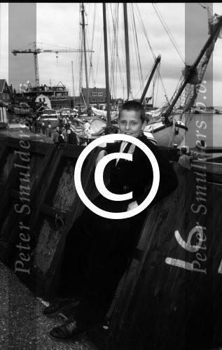 Volendam, 28 Mei 1997
Jantje Smit (Jan Smit) als zangertje bij het Volendammer Jongenskoor (waarin hij 4 jaar zong) onder leiding van Evert Beumer.
Foto Peter Smulders BV