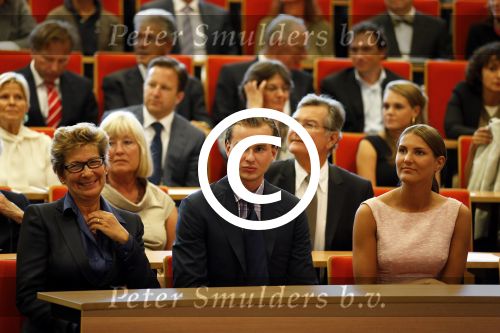 Breukelen 10 september 2012
Joop van de Ende krijgt ere doctoraat op universiteit Neyerode. Aanwezig zijn zijn vrouw Janine en kinderen Iris en Vincent
Peter Smulders bv
