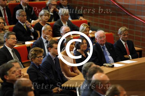 Breukelen 10 september 2012
Joop van de Ende krijgt ere doctoraat op universiteit Neyerode. Aanwezig zijn zijn vrouw Janine en kinderen Iris en Vincent
Peter Smulders bv