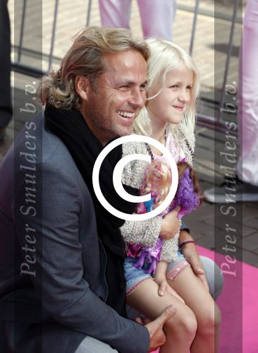 Amsterdam 9 september 2012
Premiere Barbie in Tuschinski. John Ewbank met dochter Day
Peter Smulders bv
