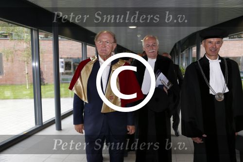 Breukelen 10 september 2012
Joop van de Ende krijgt ere doctoraat op universiteit Neyerode. Aanwezig zijn zijn vrouw Janine en kinderen Iris en Vincent
Peter Smulders bv