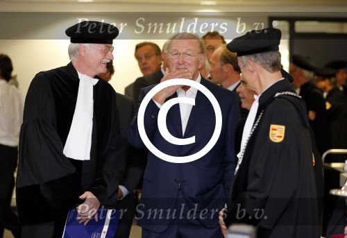 Breukelen 10 september 2012
Joop van de Ende krijgt ere doctoraat op universiteit Neyerode. Aanwezig zijn zijn vrouw Janine en kinderen Iris en Vincent
Peter Smulders bv